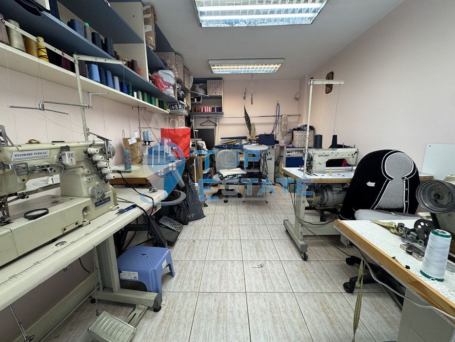 Търговско помещение на комуникативно място в кв. Колю Фичето, гр. Вел