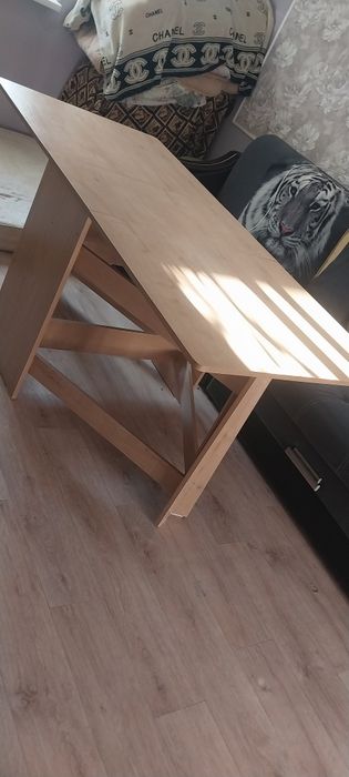 Продам стол тумбу