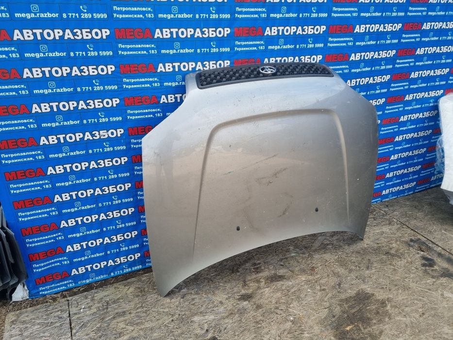 Капот Rav4 (1поколение).