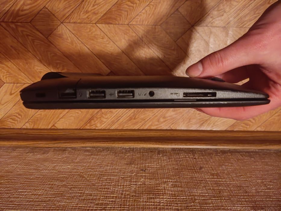 Ноутбук Asus X200CA