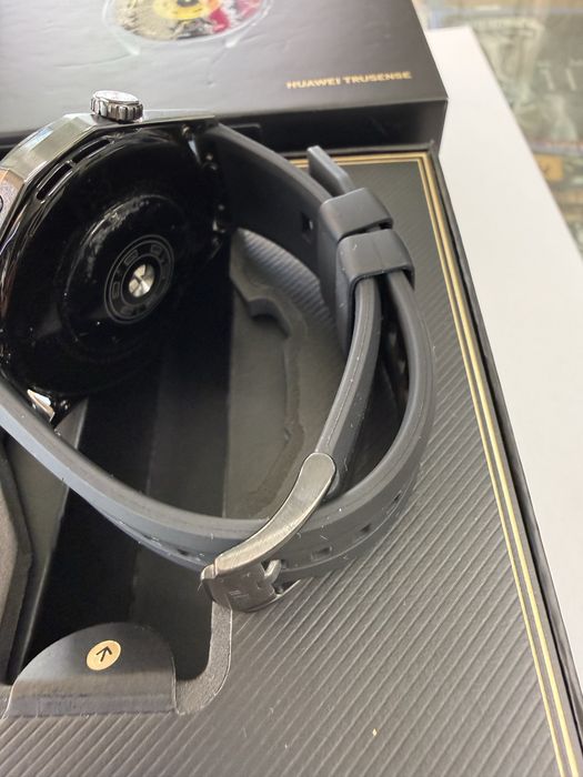 Huawei gt6 46mm black Като нов!