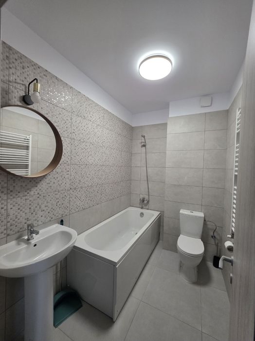 Închiriez apartament în regim hotelier zona  Banca Națională