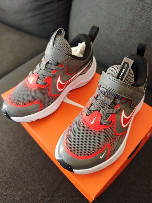 Детски маратонки Nike Cosmic Runner (29.5)