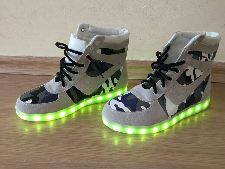 Светящиеся сапоги