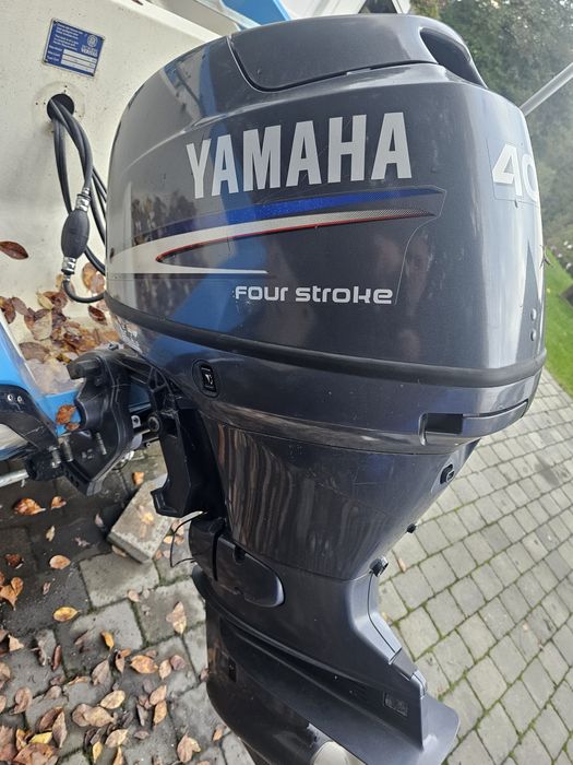 Лодка,мотор и колесар