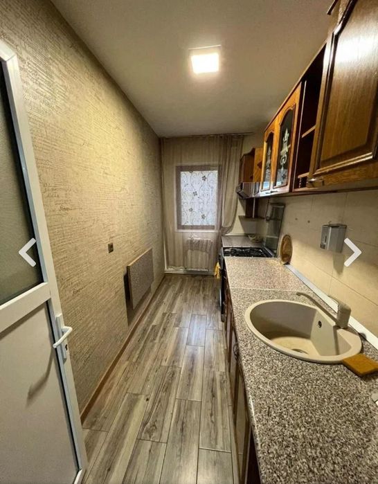 Închiriez apartament cu o camera