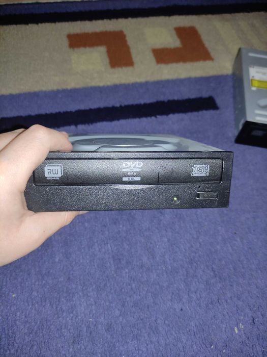 Продам дисковод, жёсткий диск