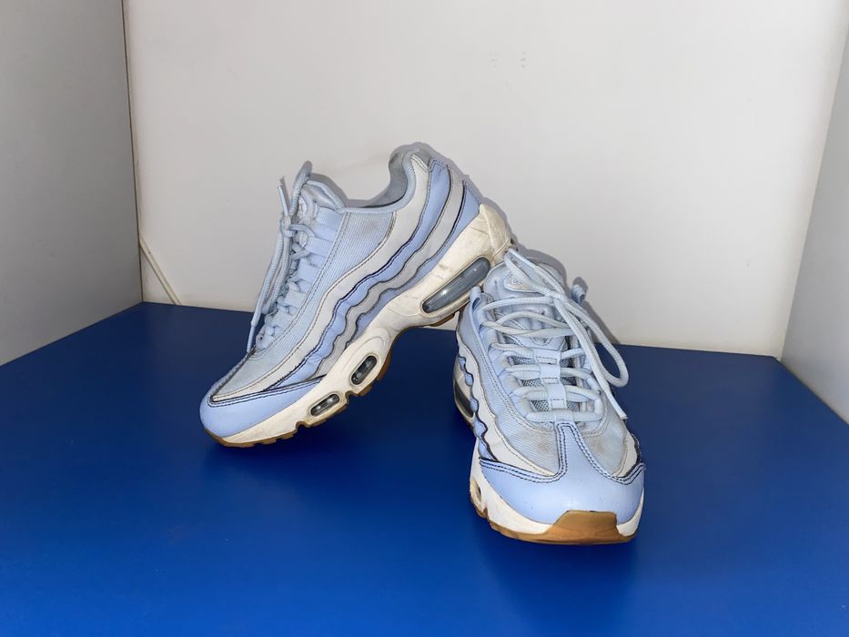 Nike 95 Light Blue