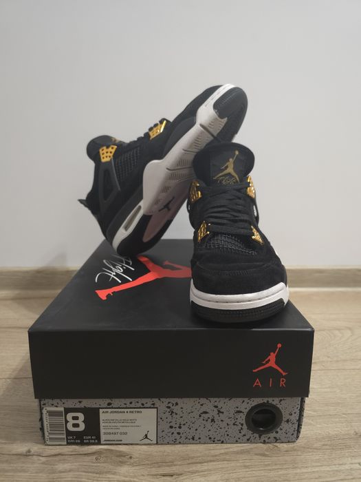 Jordan 4 Retro Royalty