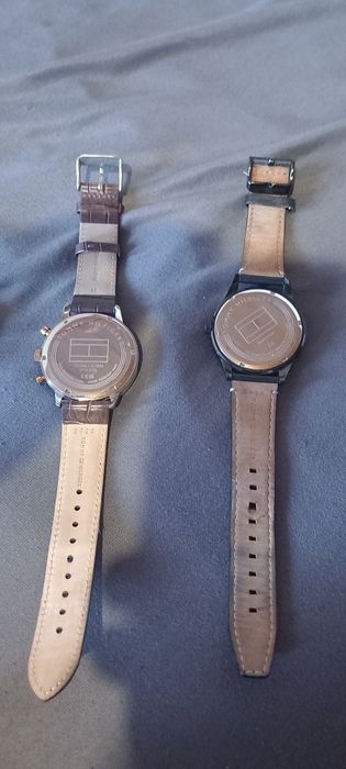 Vand 2 ceasuri   pret 550 lei