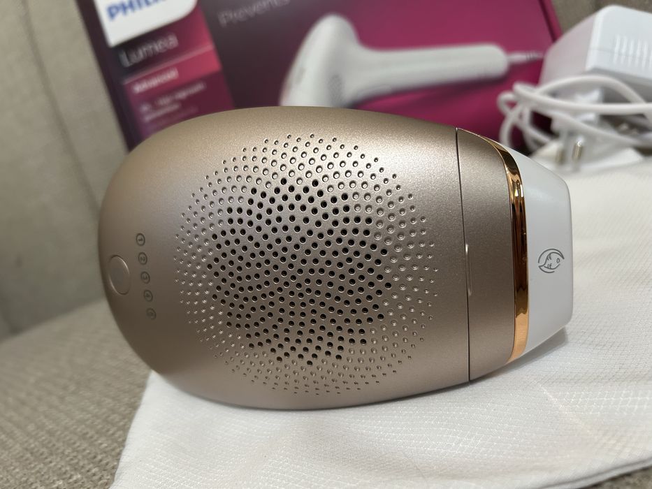 Фотоепилатор Philips Lumea SC1997/00