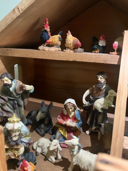Figurine Scena nasterea Domnului + casuta lemn