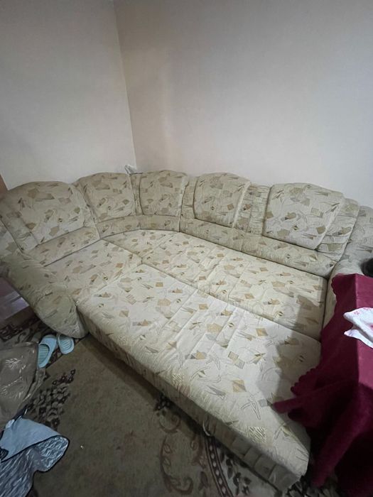 Диван угловой бесплатно!