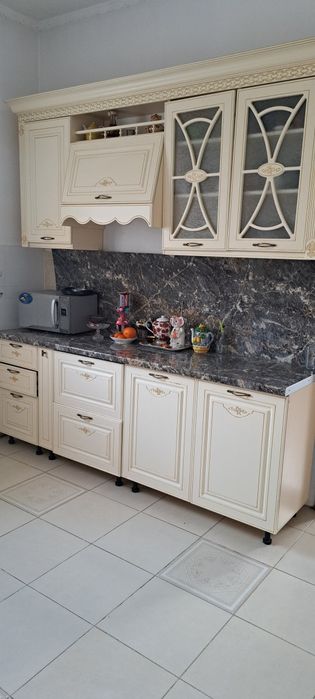 Мебель разная,кухонная и тд