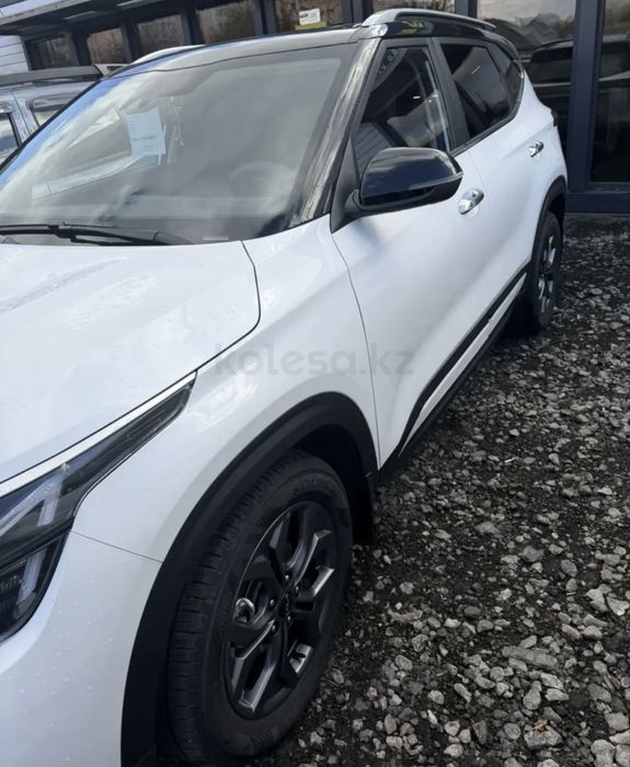 Продам автомобиль Kia Seltos