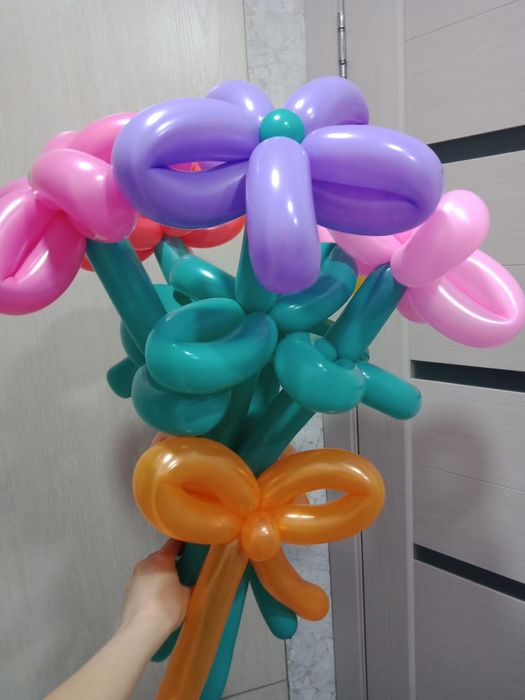 Цветы из шаров, букеты