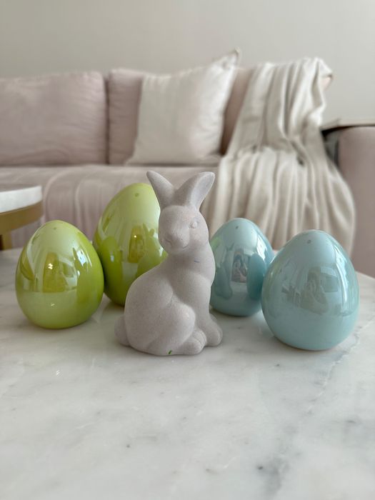 Великденска декорация яйца заек