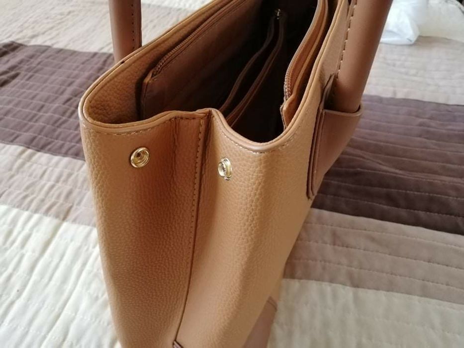 Нова дамска чанта