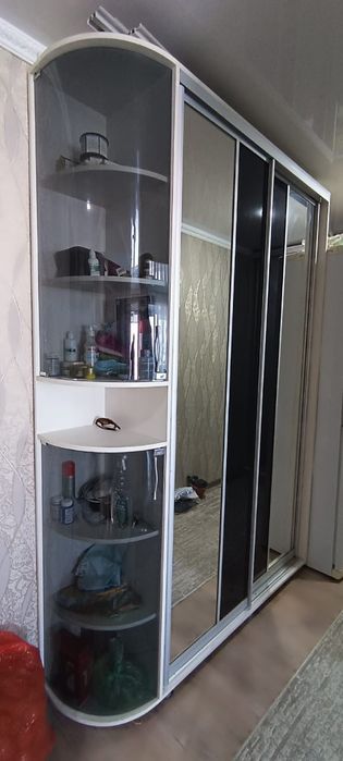 Продам шкаф прихожая