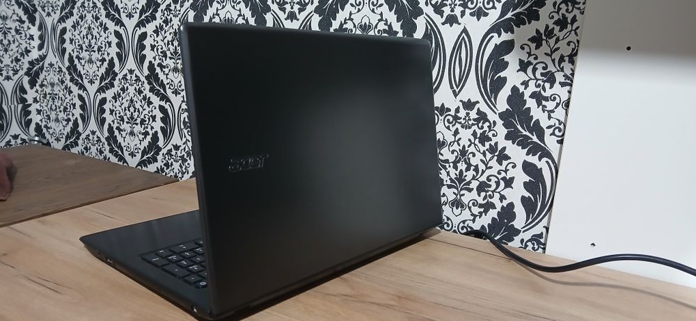 Acer в хорошем состоянии