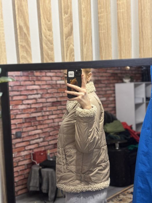 Продам веченюю куртку