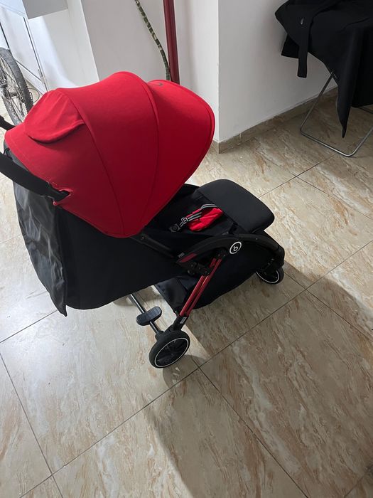 Каляска детская как новая