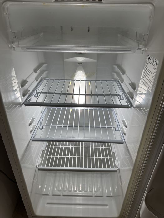 Продается холодильник