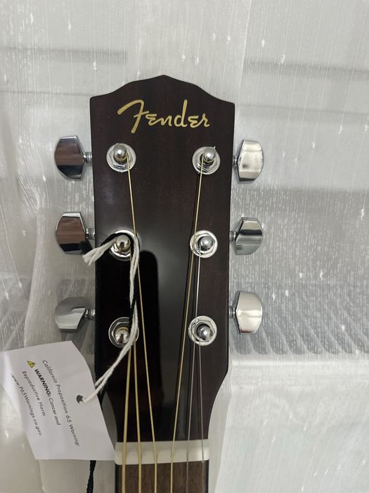 Chitara acustica Fender noua