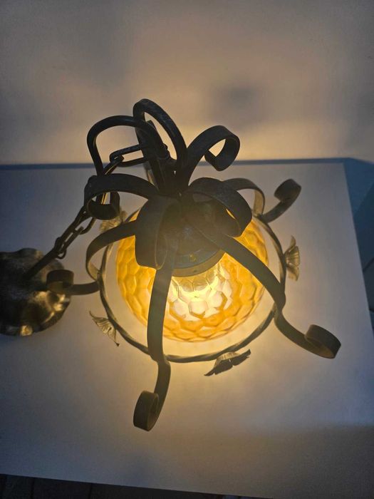 Полилей кованo желязо