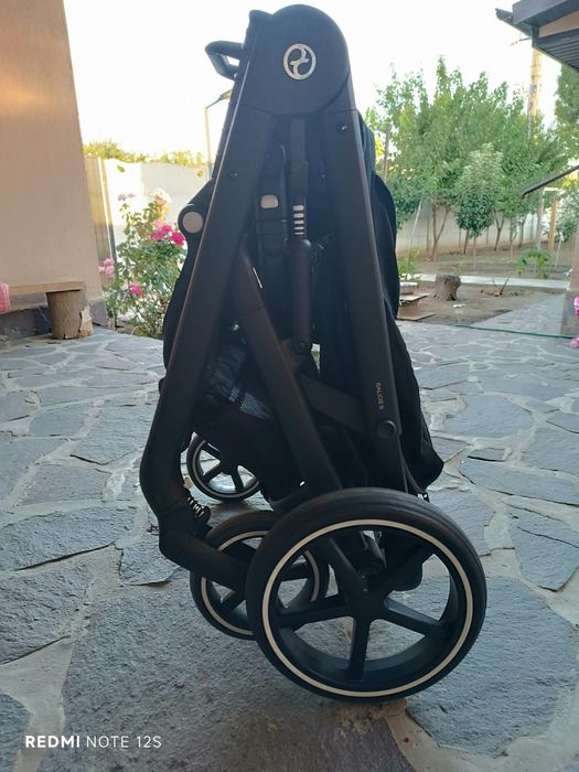 Carucior Cybex Balios S Lux Moon Black