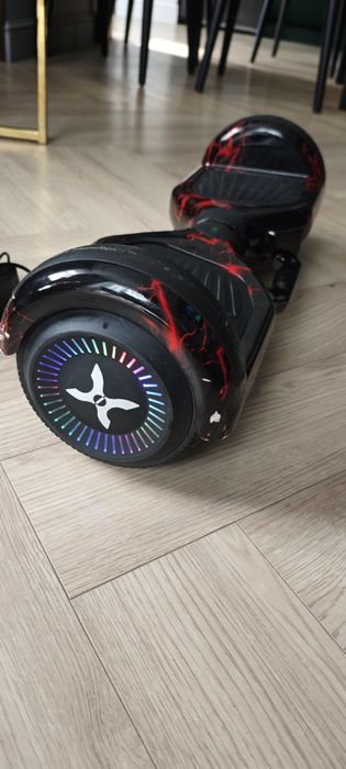 Продам гироскутер в хорошем состоянии