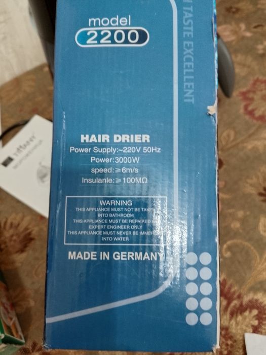 Продам фен мощность 3000 в