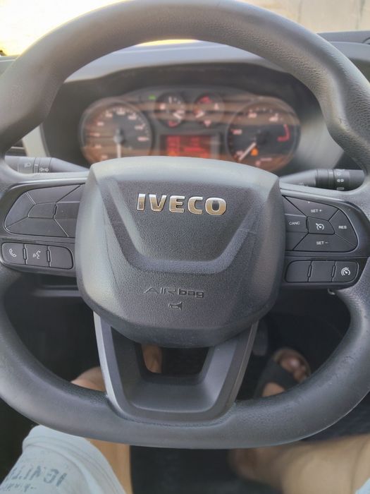 Dezmembrez Iveco Daily 2021