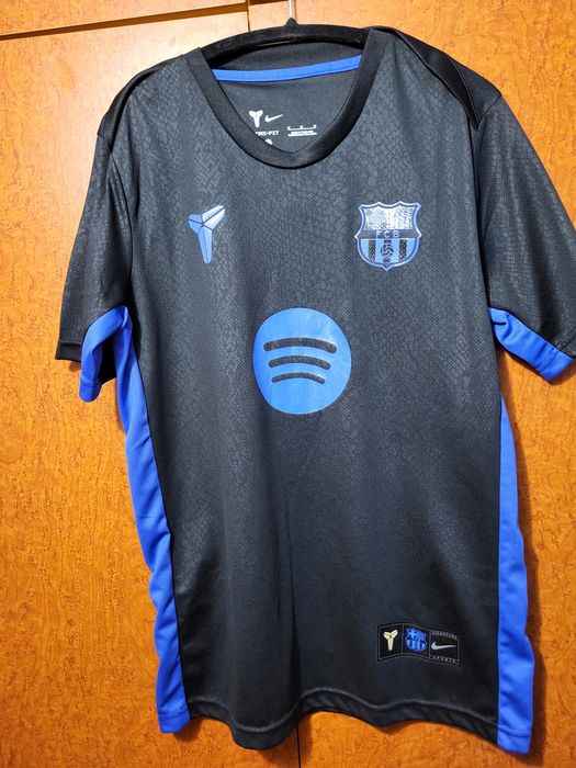 Barcelona x Kobe Bryant 26 M jersey