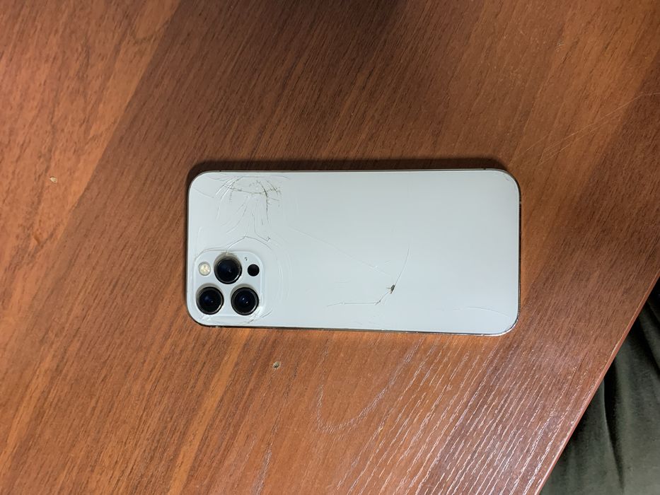 iPhone 12про мах СРОЧНО