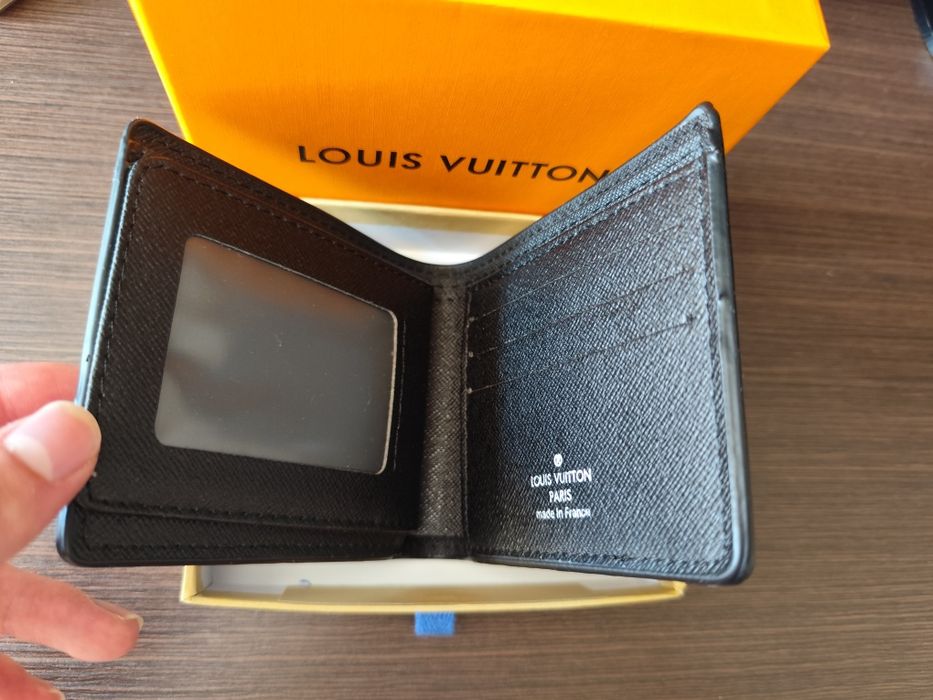 Нов Louise Vuitton портфейл - неизползван
