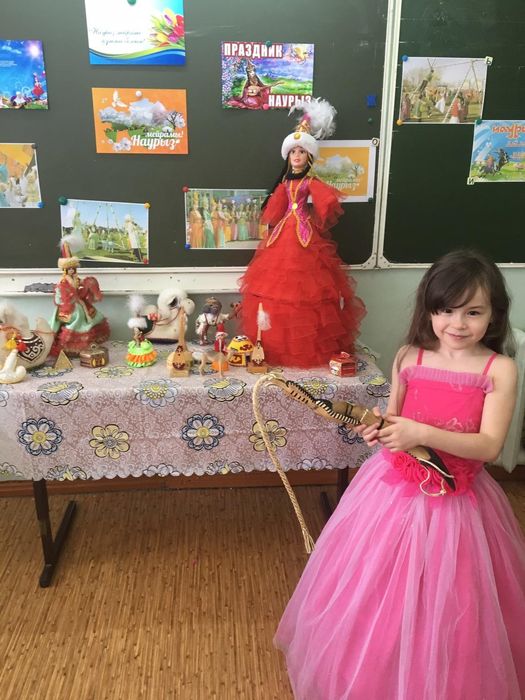 Платье на девочку