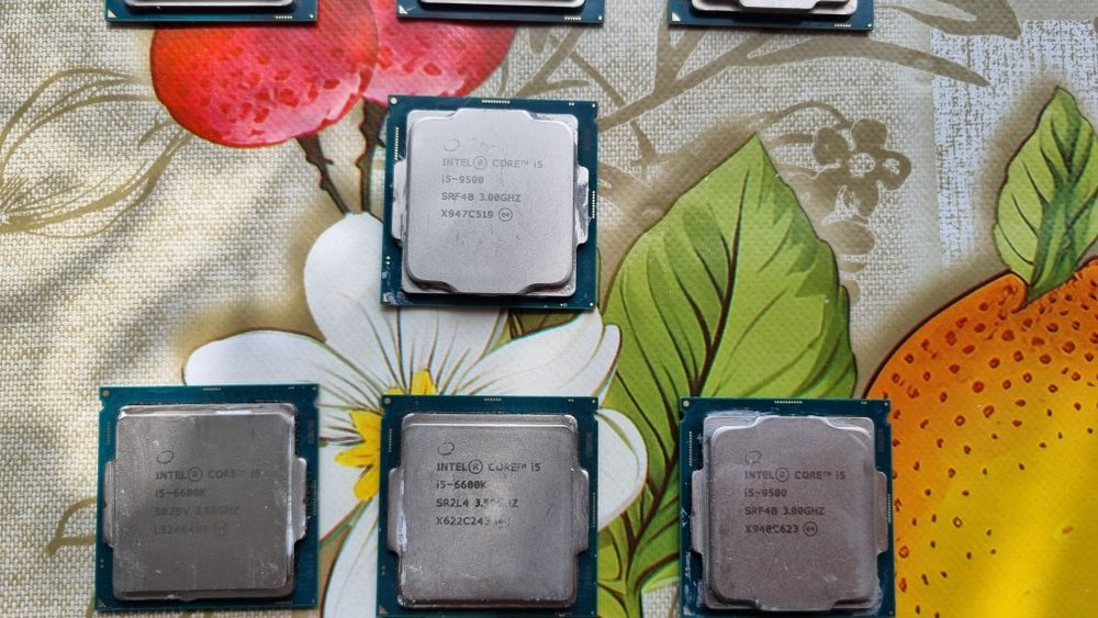 Procesoare intel i5, i7