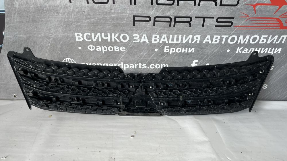 Решетка Mitsubishi Eclipse Cross 2018-