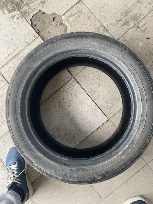 Продам резину 215/55/17