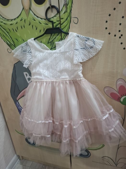 Продам платья для девочки