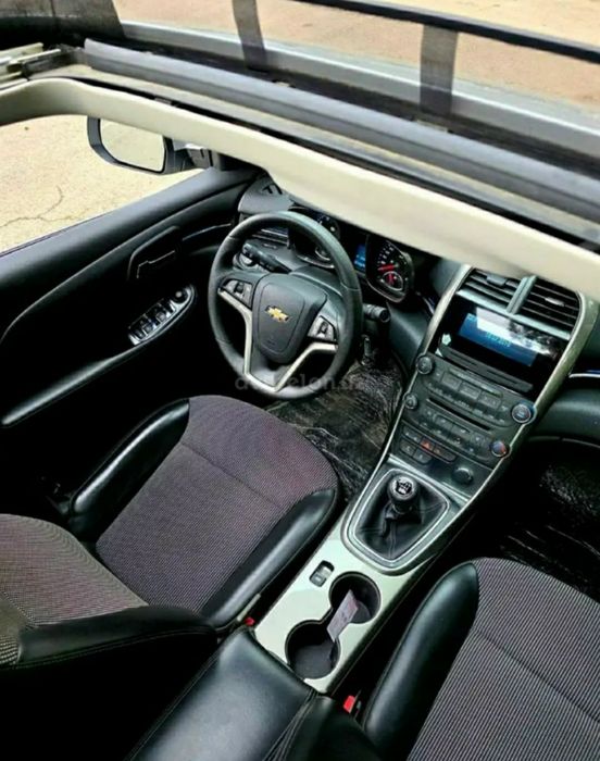 Малибу.1. Позиция.2. Механика. Люк. Краска тоза. Бензин. 2012.