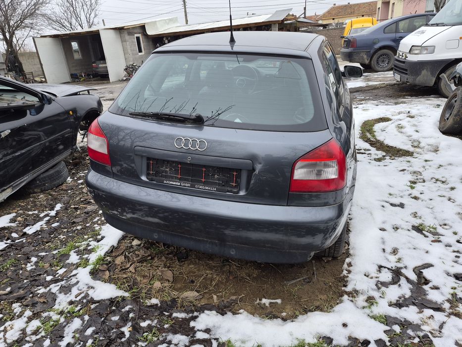 Ауди Aз 8l  1.6 105кс