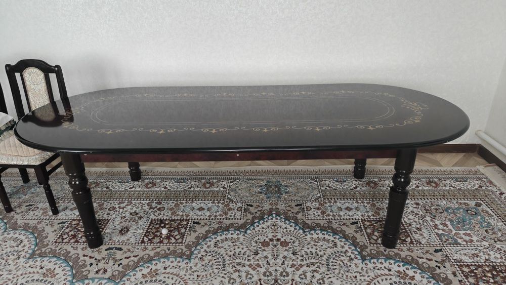 Продам стол из дерева