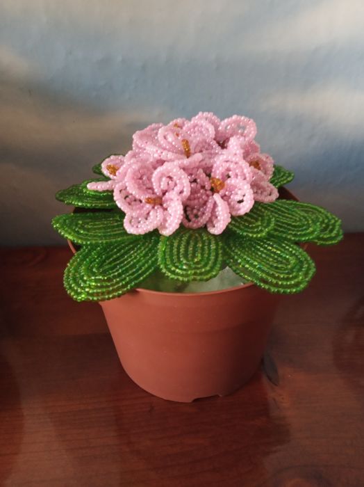 Продаю цветы из бисера