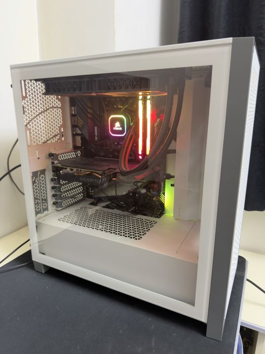 Vand PC Gaming Gigabyte RTX2060, AMD Ryzen 5 5600X, 16 GB, 1TB SSD