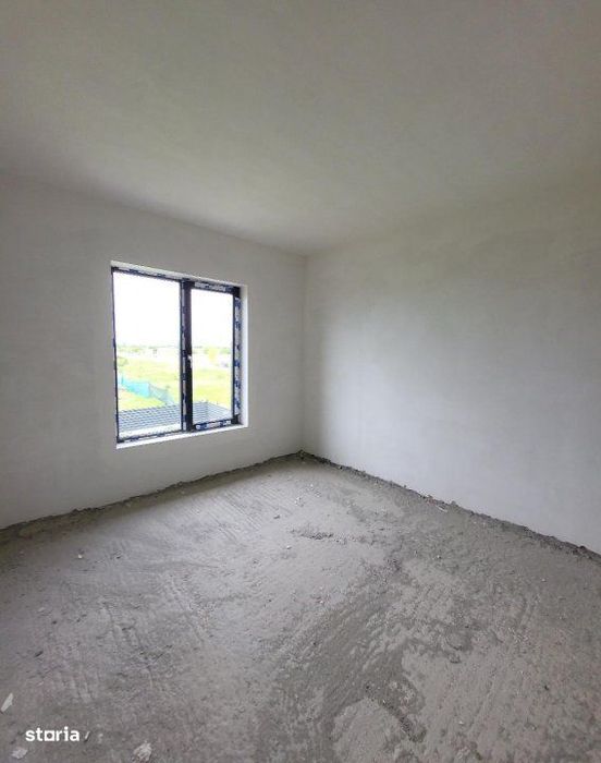 Resedinta moderna Parter+1E+Mansarda-arhitectura echilibrata,confort s