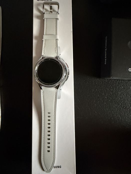 S23 Ultra Phantom Black 512gb, Galaxy Buds 3 Pro, Watch 6