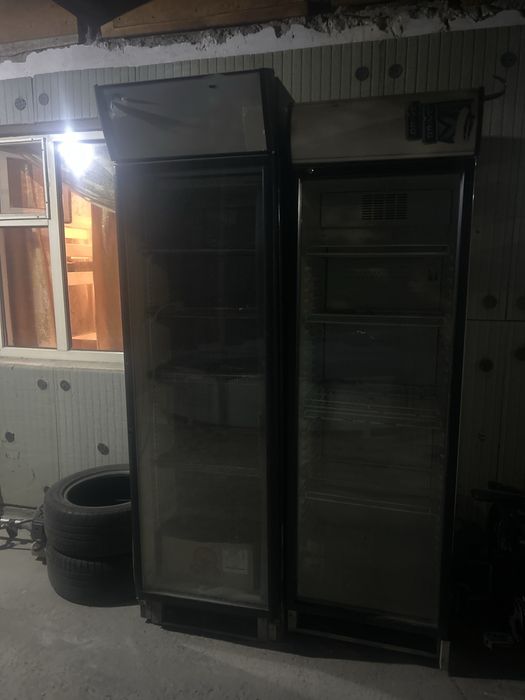 Продам хоолдильник для магазина