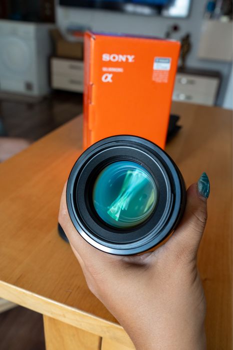 Sony FE 90mm f/2.8 Macro G